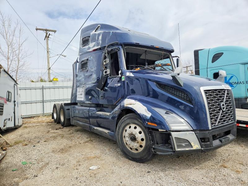 2022 Volvo VNL Semi Truck