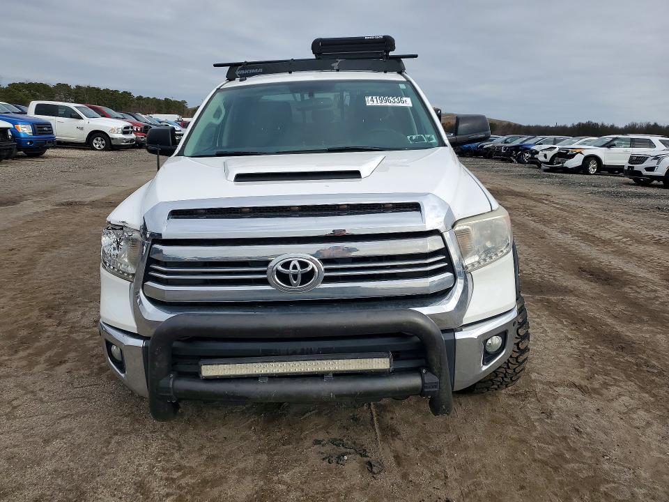 2017 Toyota Tundra SR5