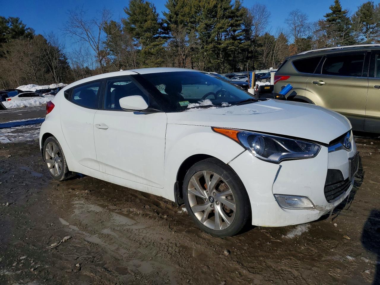 2017 Hyundai Veloster Base