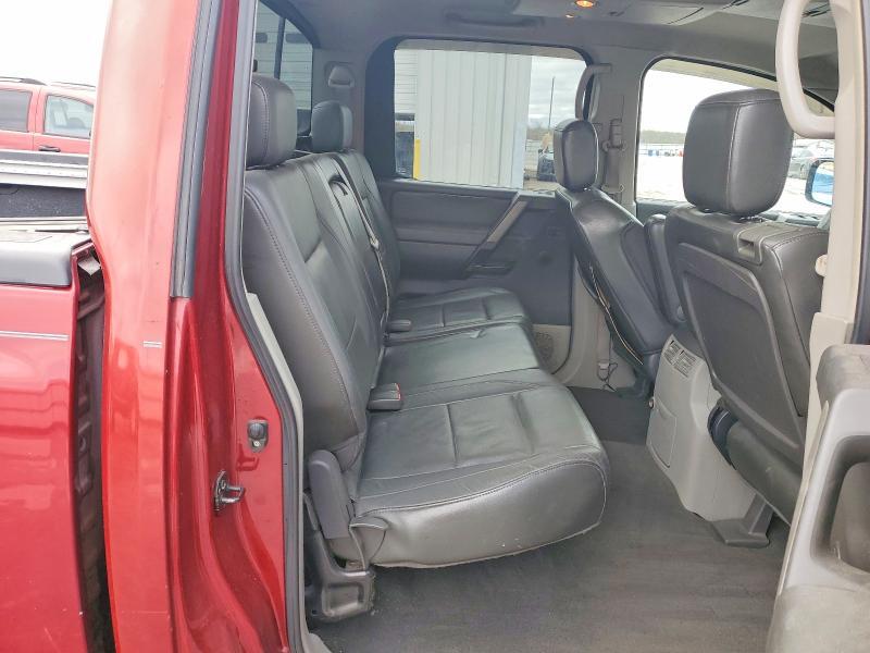 2004 Nissan Titan XE