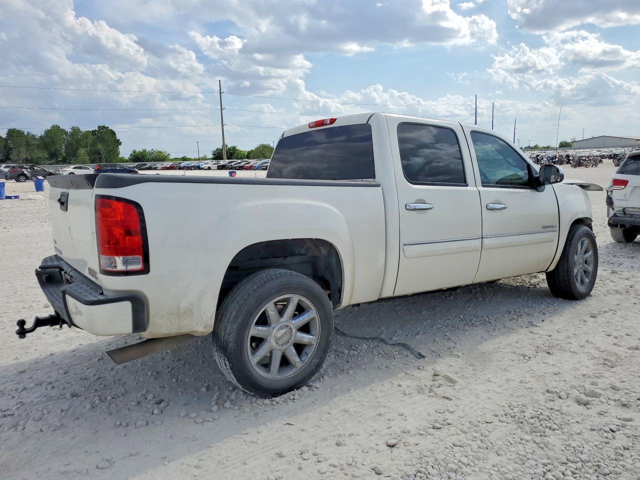 2011 GMC Sierra C1500 Denali