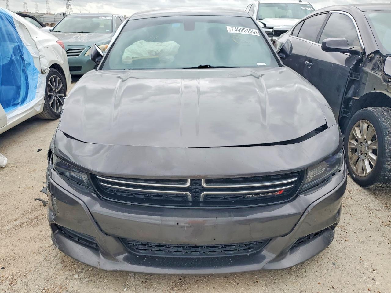 2016 Dodge Charger se