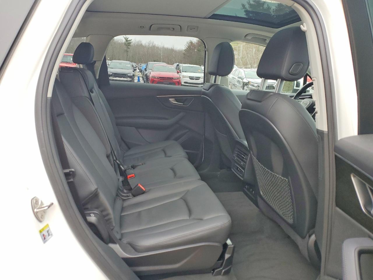 2024 Audi Q7 Premium Plus