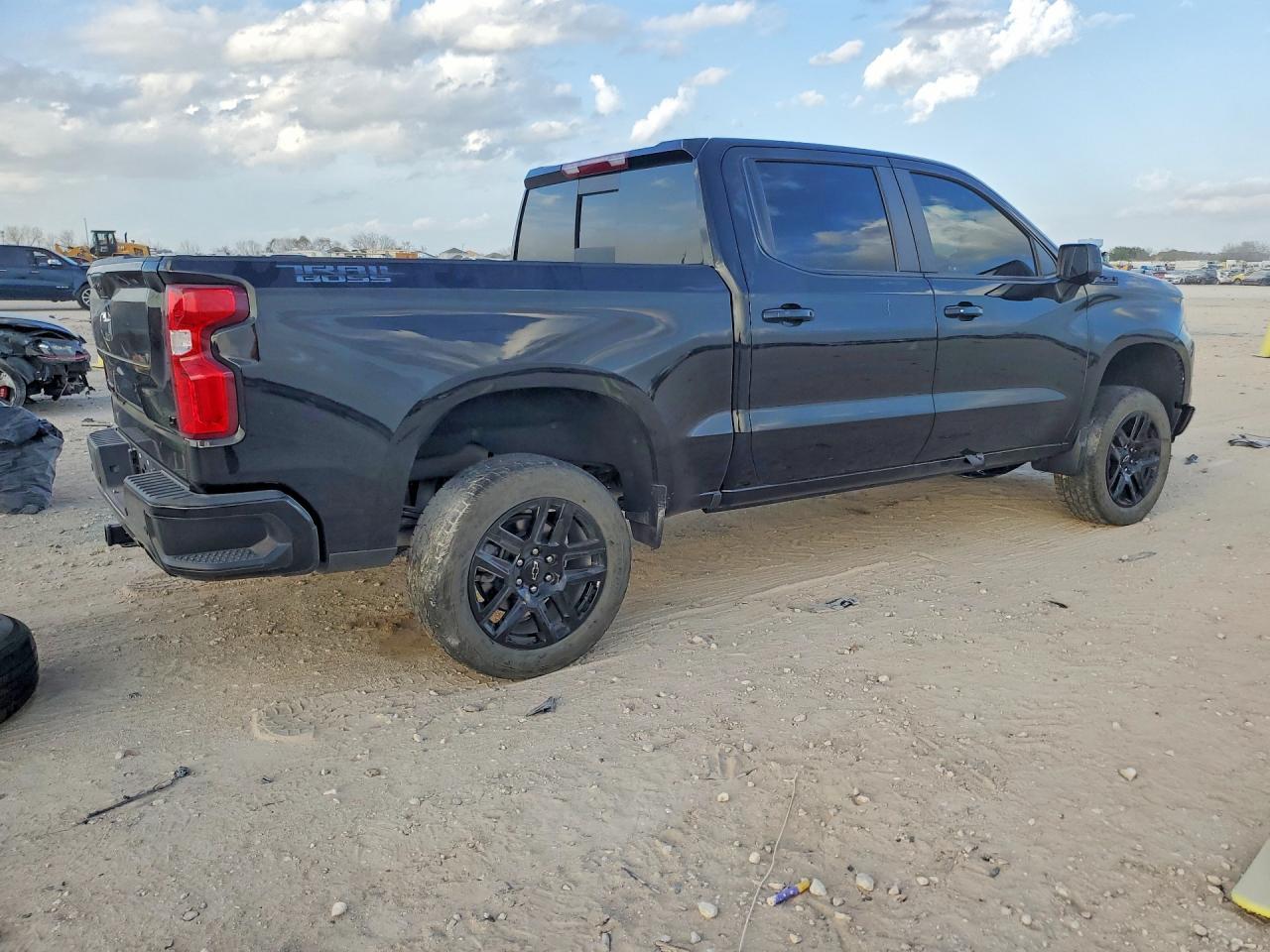 2024 Chevrolet Silverado K1500 LT Trail Boss