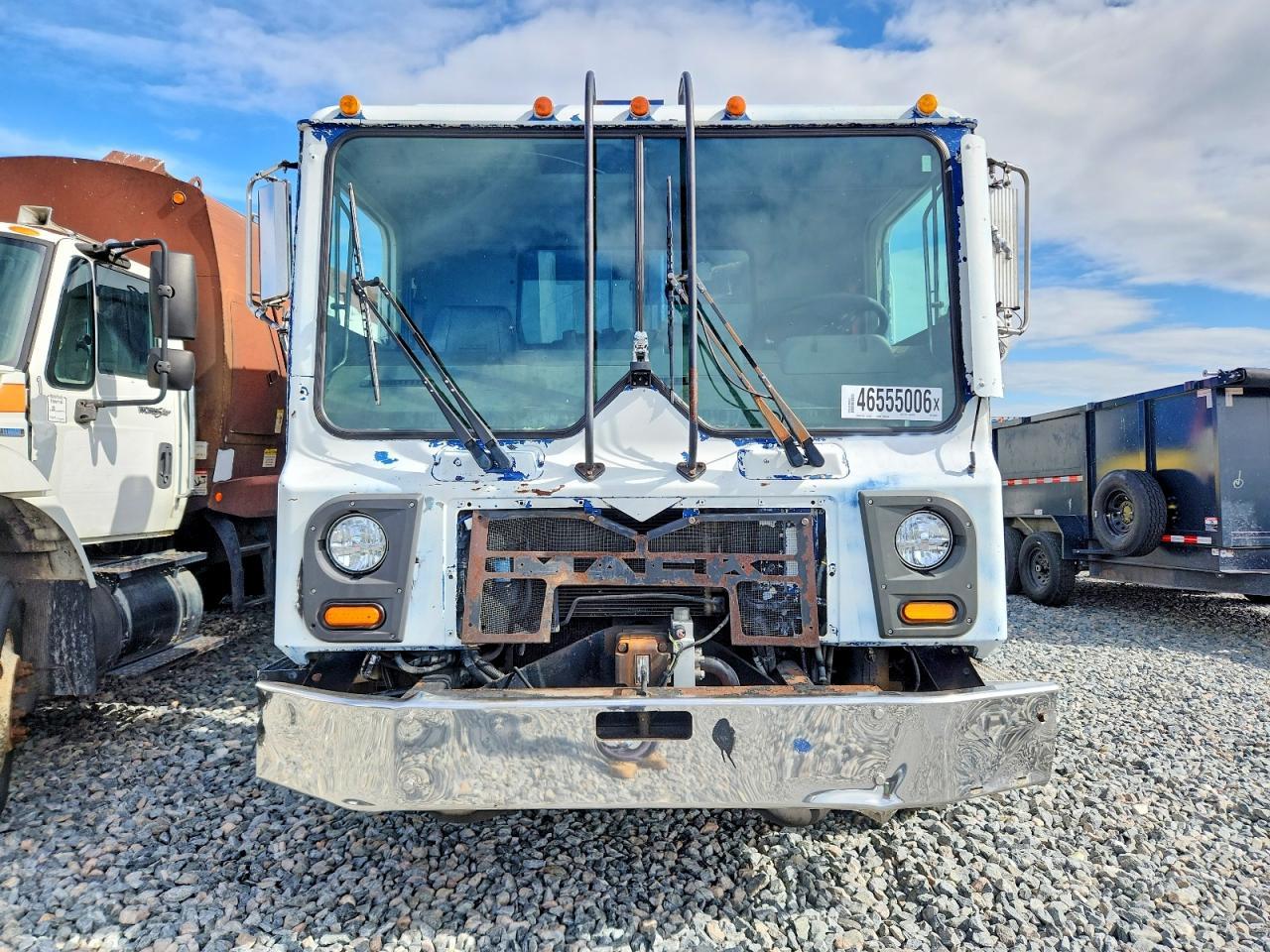 2010 Mack MRU600 Refuse Truck