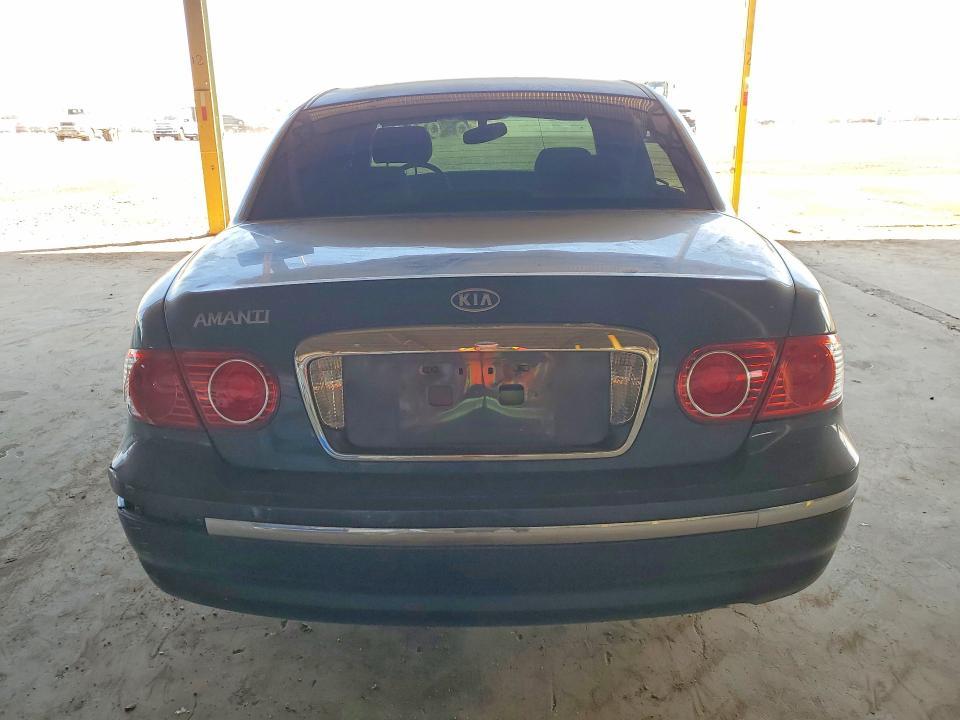 2004 KIA Amanti Base
