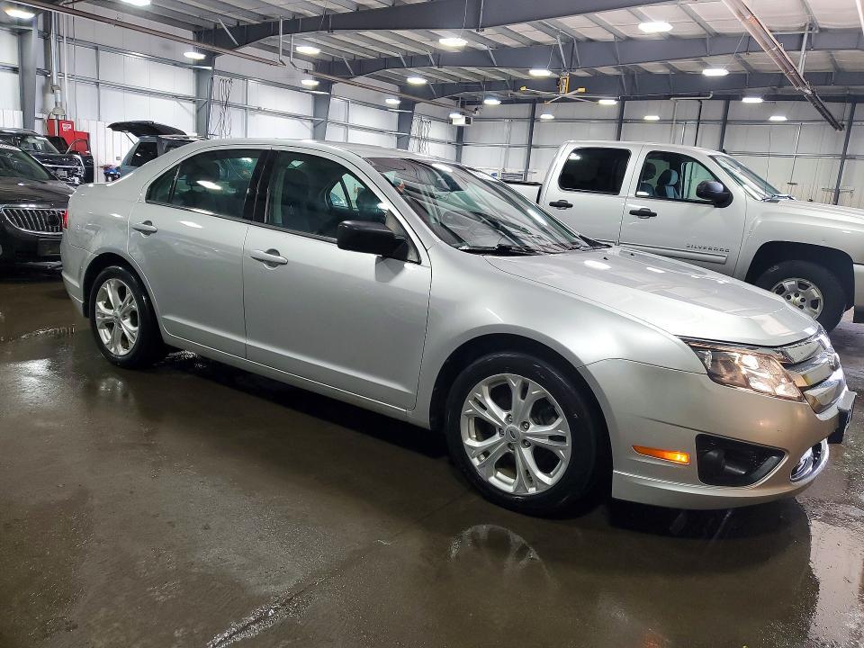 2012 Ford Fusion se