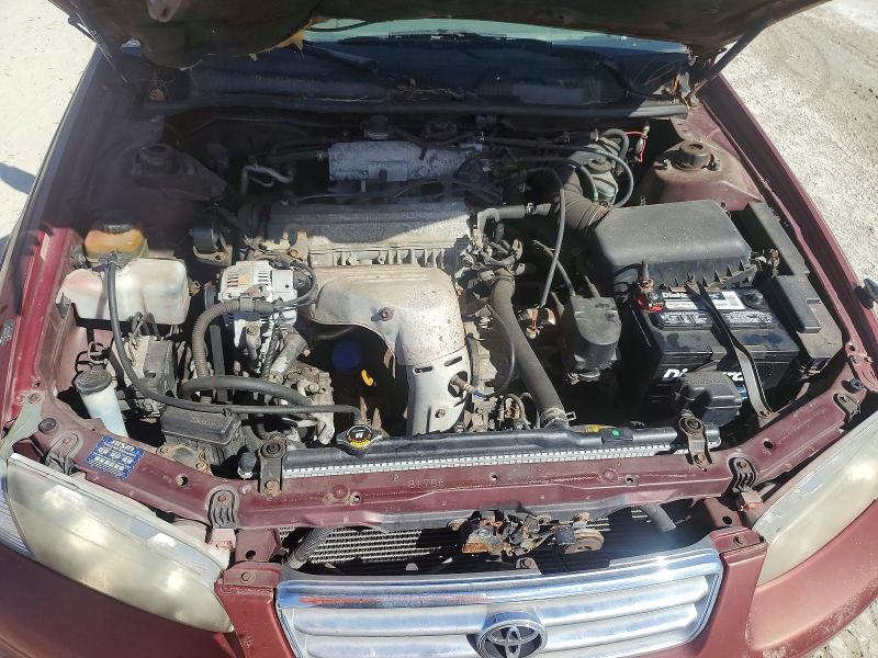 2000 Toyota Camry le