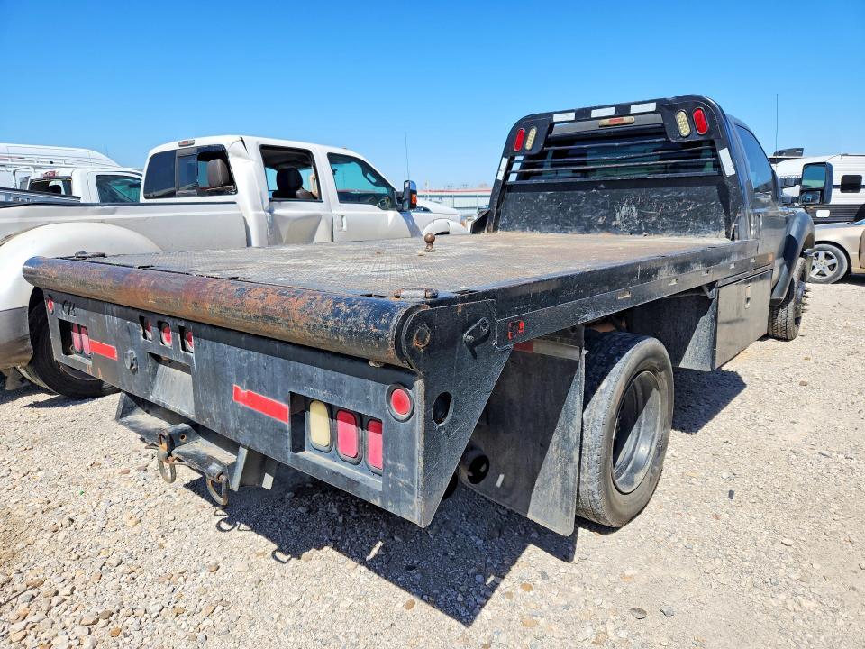 2012 Ford F450 Super Duty Flatbed Truck