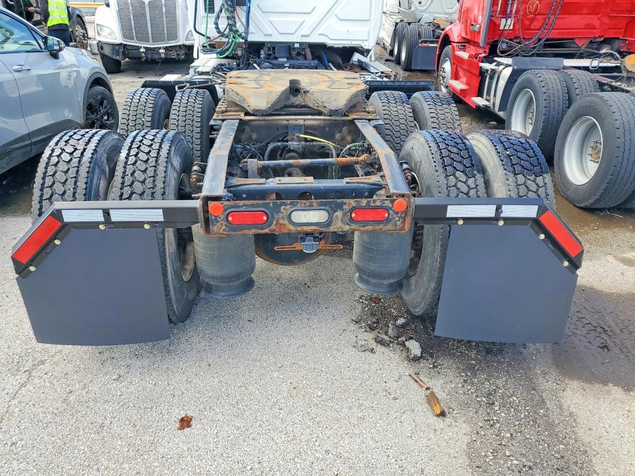 2019 International LT625