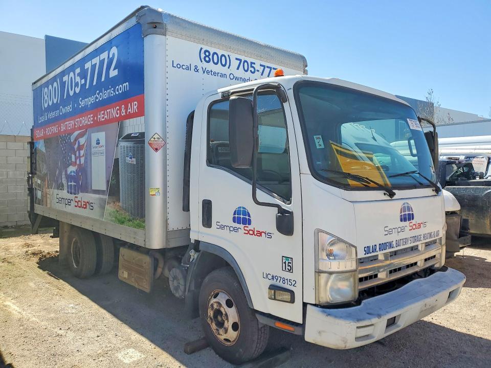 2012 Isuzu Npr hd box Truck