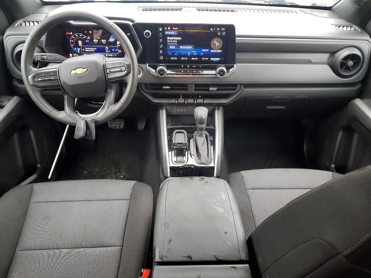 2024 Chev Colorado