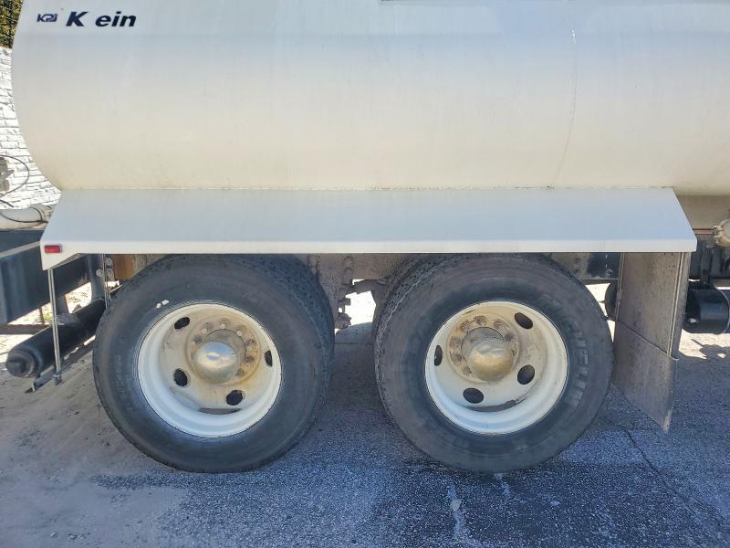 2009 Peterbilt 388 Water Truck