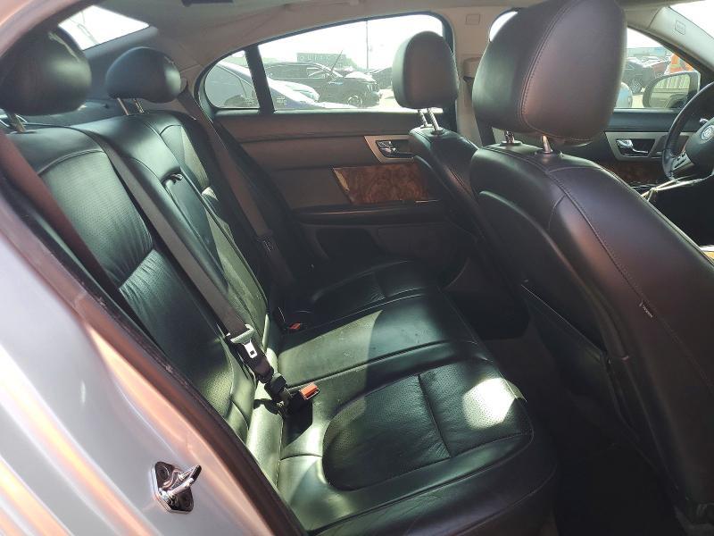 2009 Jaguar Xf Premium Luxury