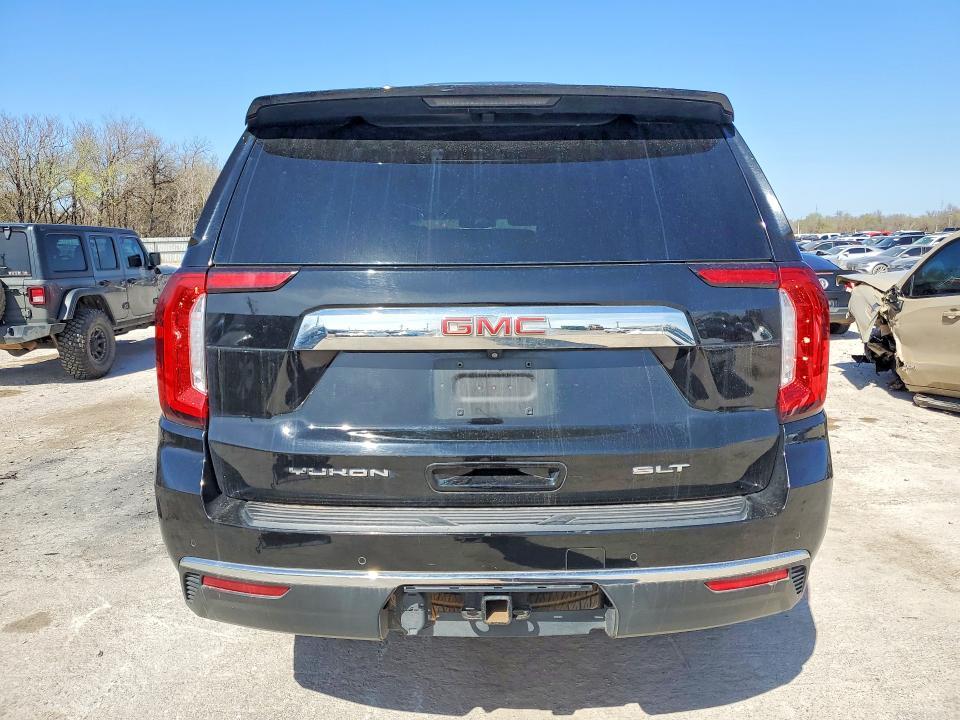 2021 GMC Yukon slt