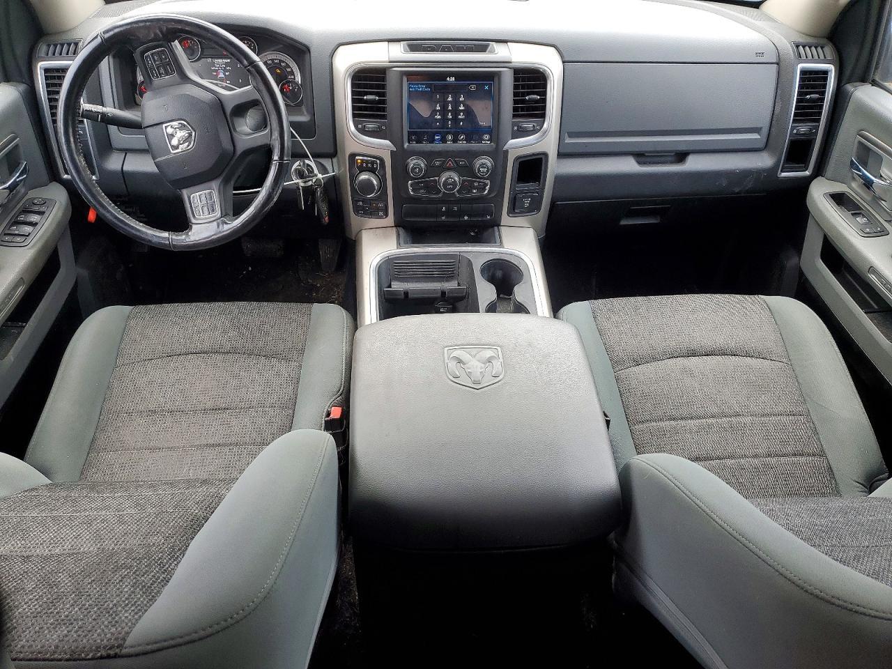 2018 Ram Trucks 1500 SLT