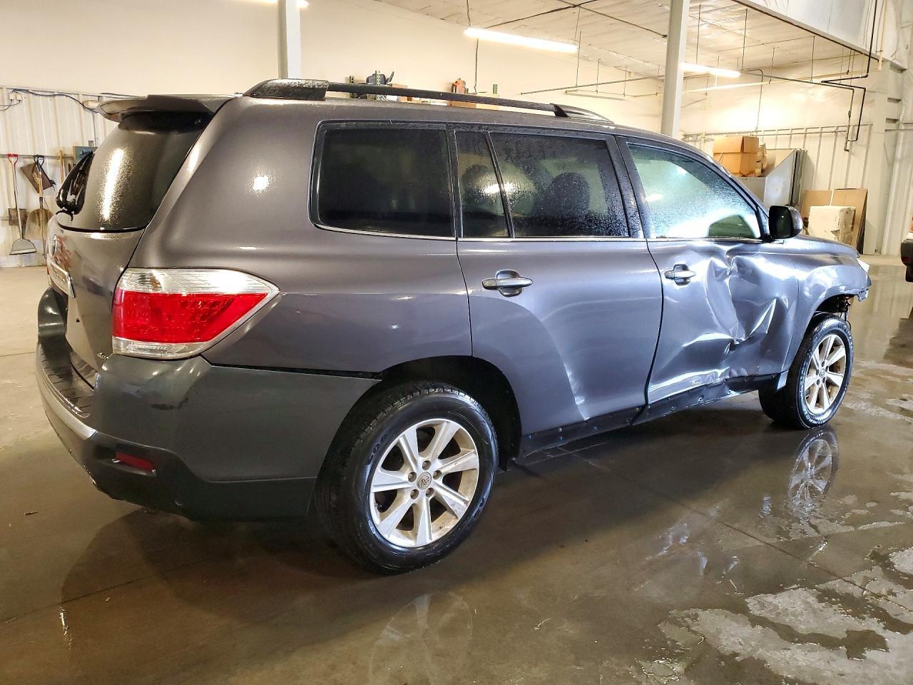 2012 Toyota Highlander Base