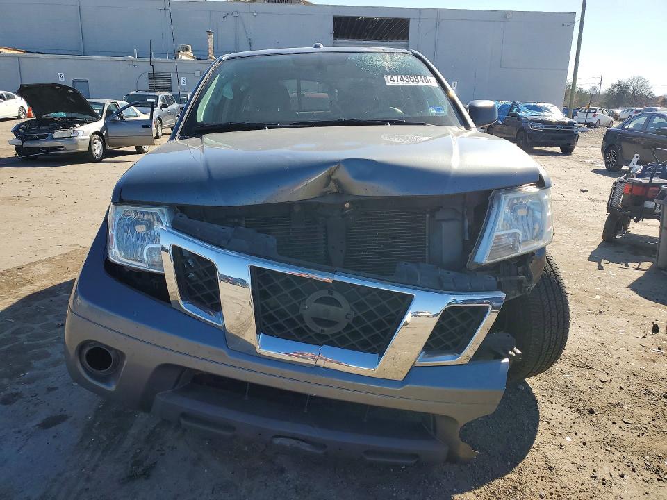 2016 Nissan Frontier SV