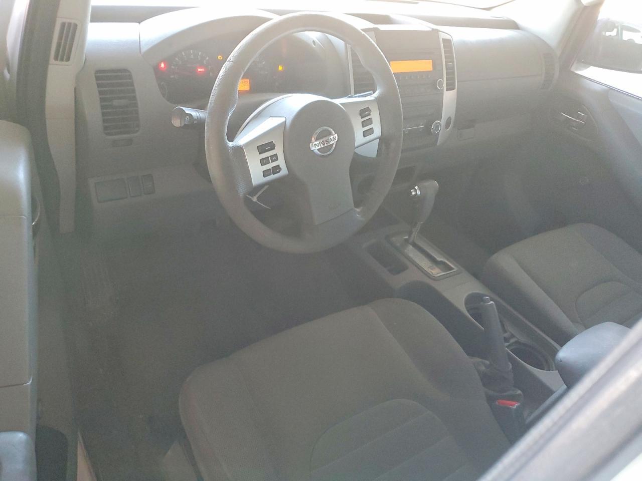 2014 Nissan Frontier S