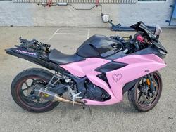 2015 Yama YZFR3 en venta en Rancho Cucamonga, CA