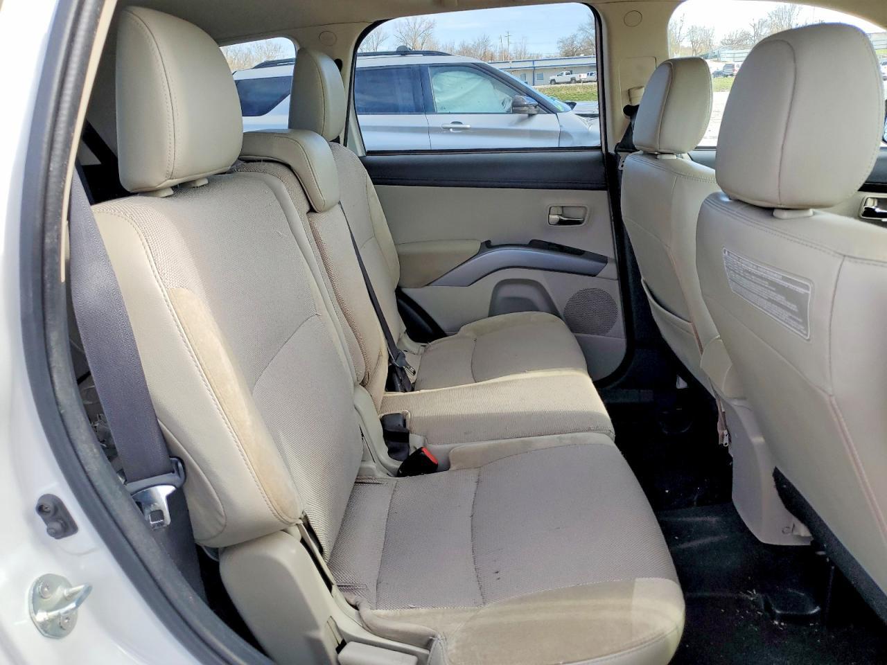 2013 Mitsubishi Outlander se