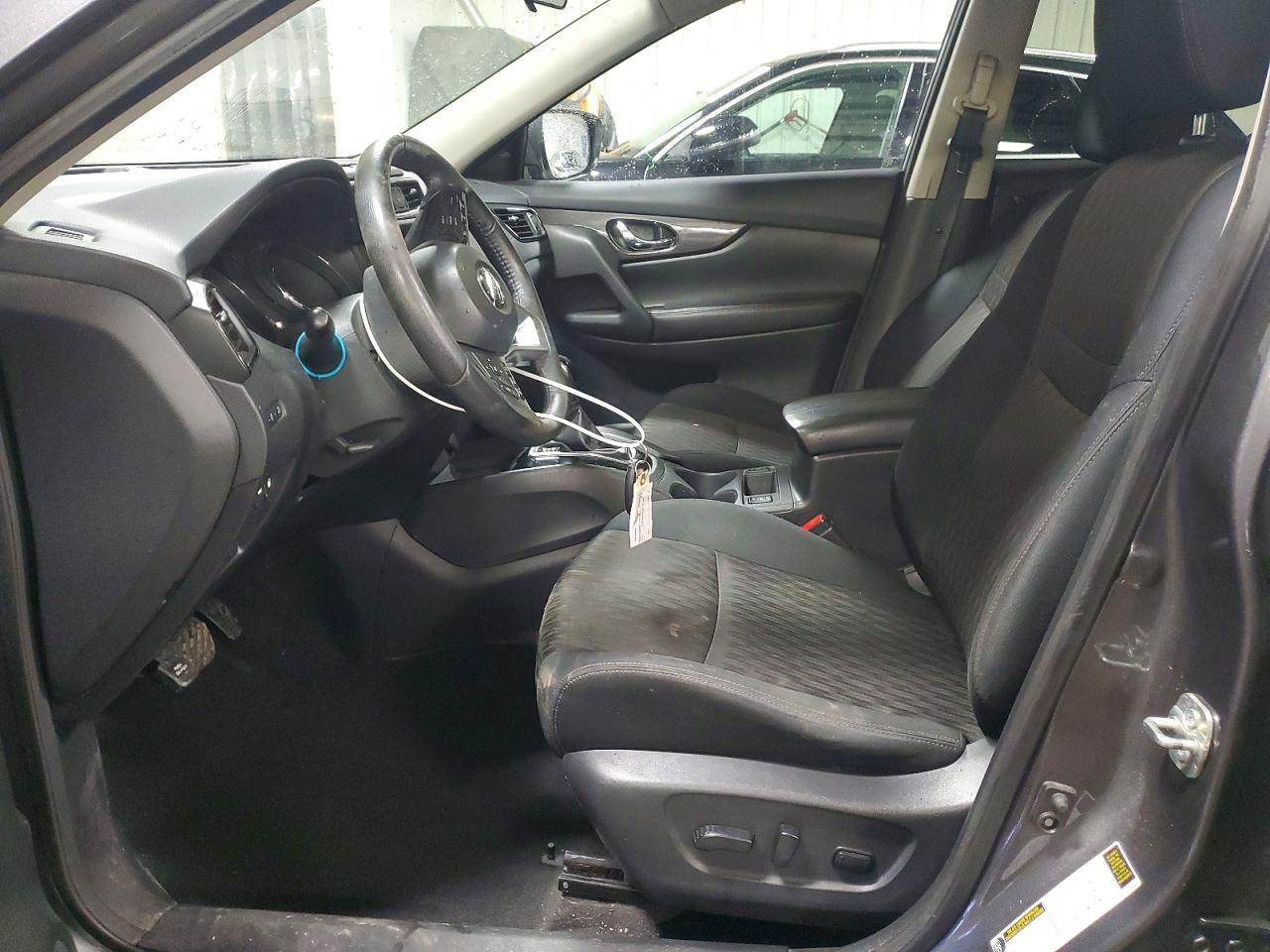 2019 Nissan Rogue sv