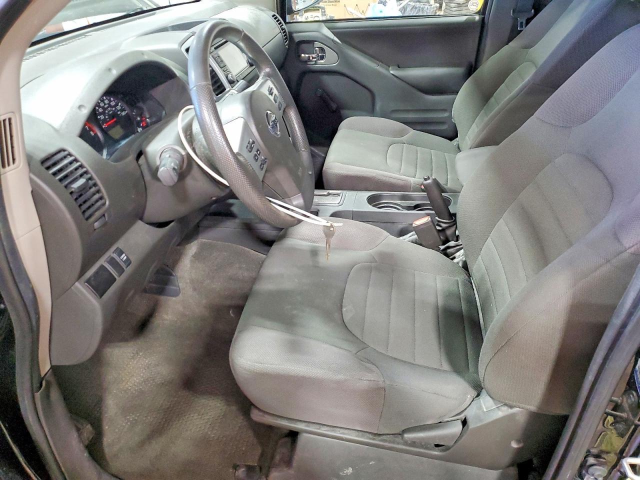 2017 Nissan Frontier S
