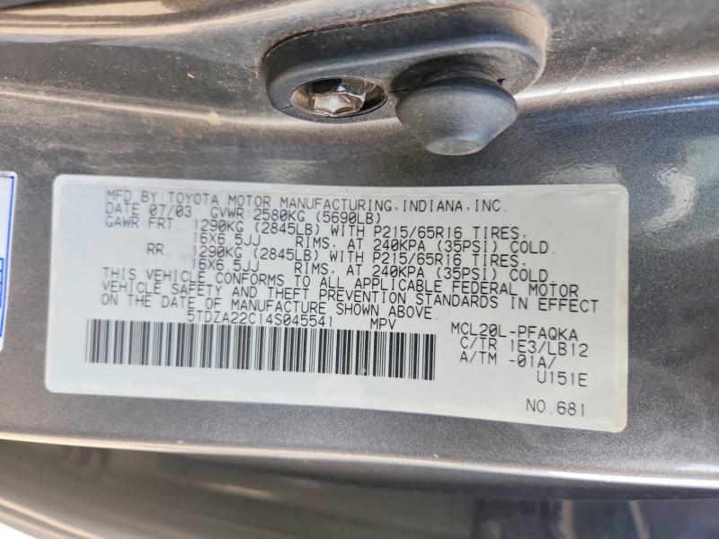 2004 Toyota Sienna xle