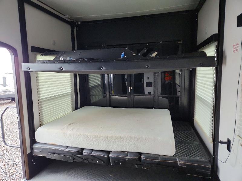 2019 Keystone Fuzion Camper