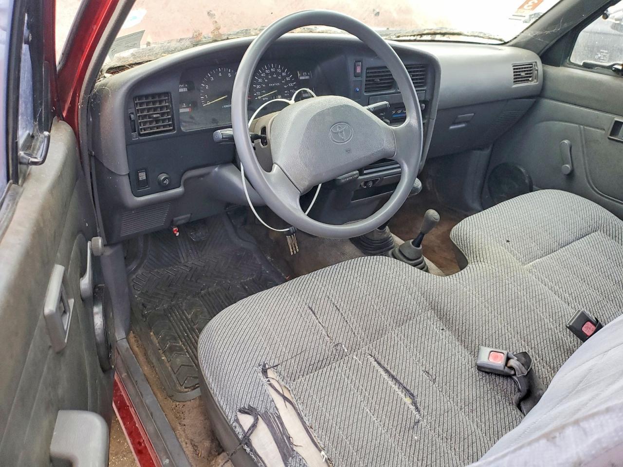 1995 Toyota Pickup DX V6