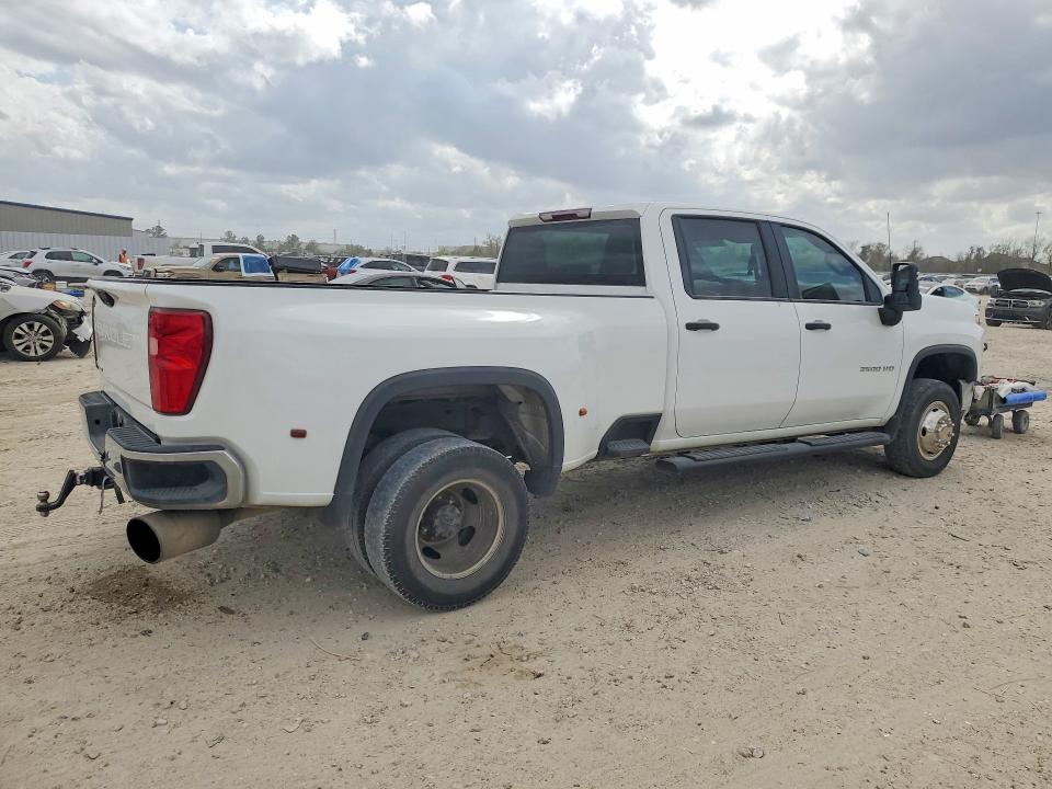 2021 Chevrolet Silverado C3500