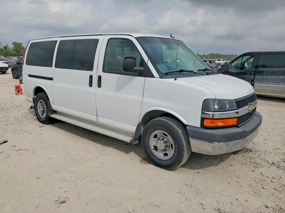 2015 Chevrolet Express G3500 lt