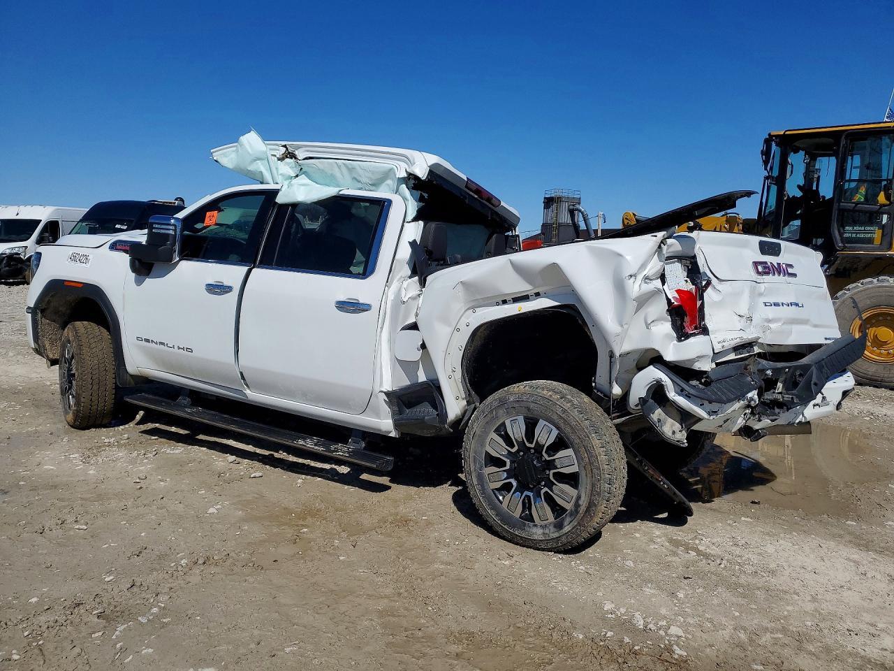 2024 GMC Sierra K2500 Denali
