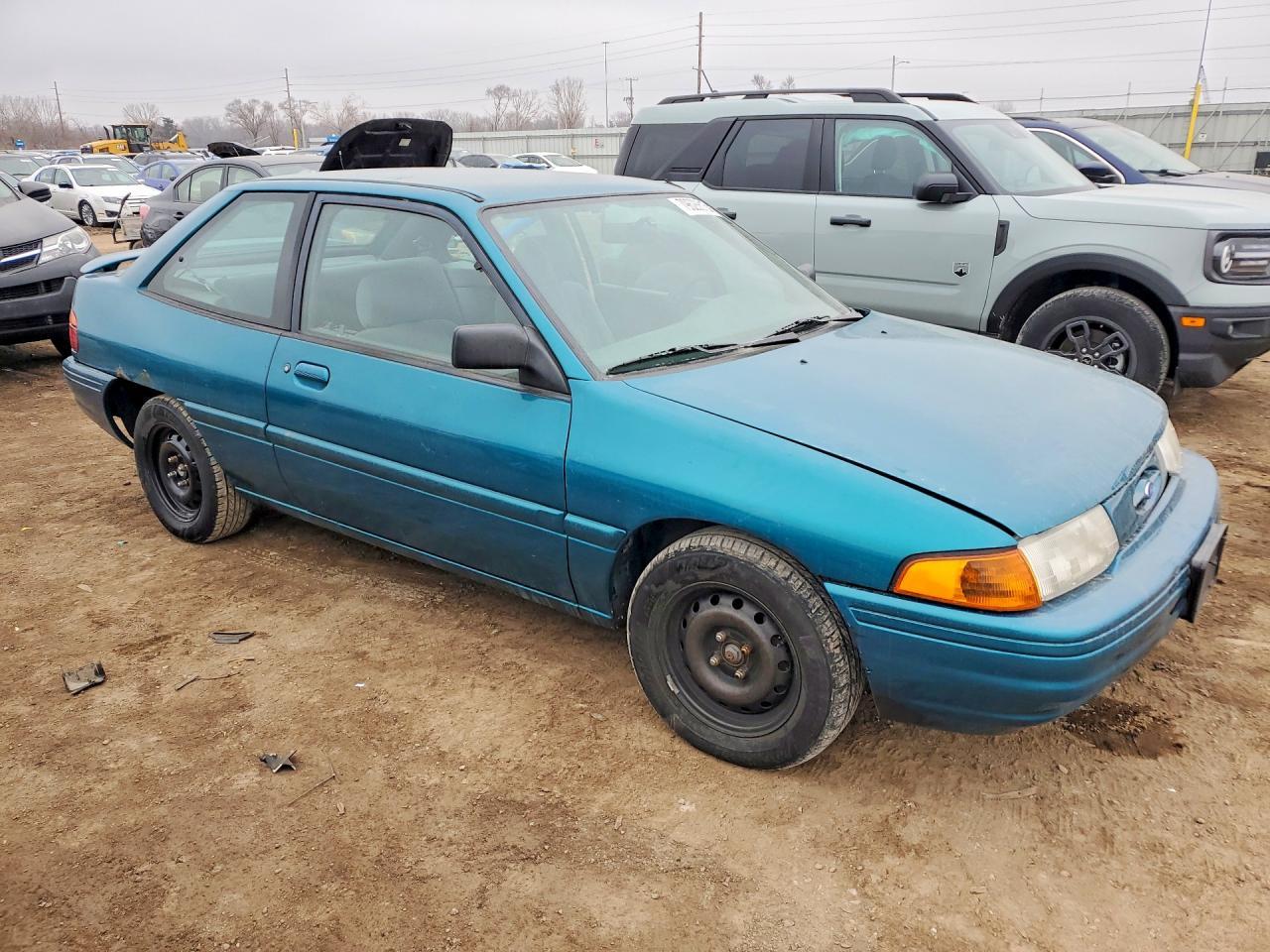 1995 Ford Escort lx