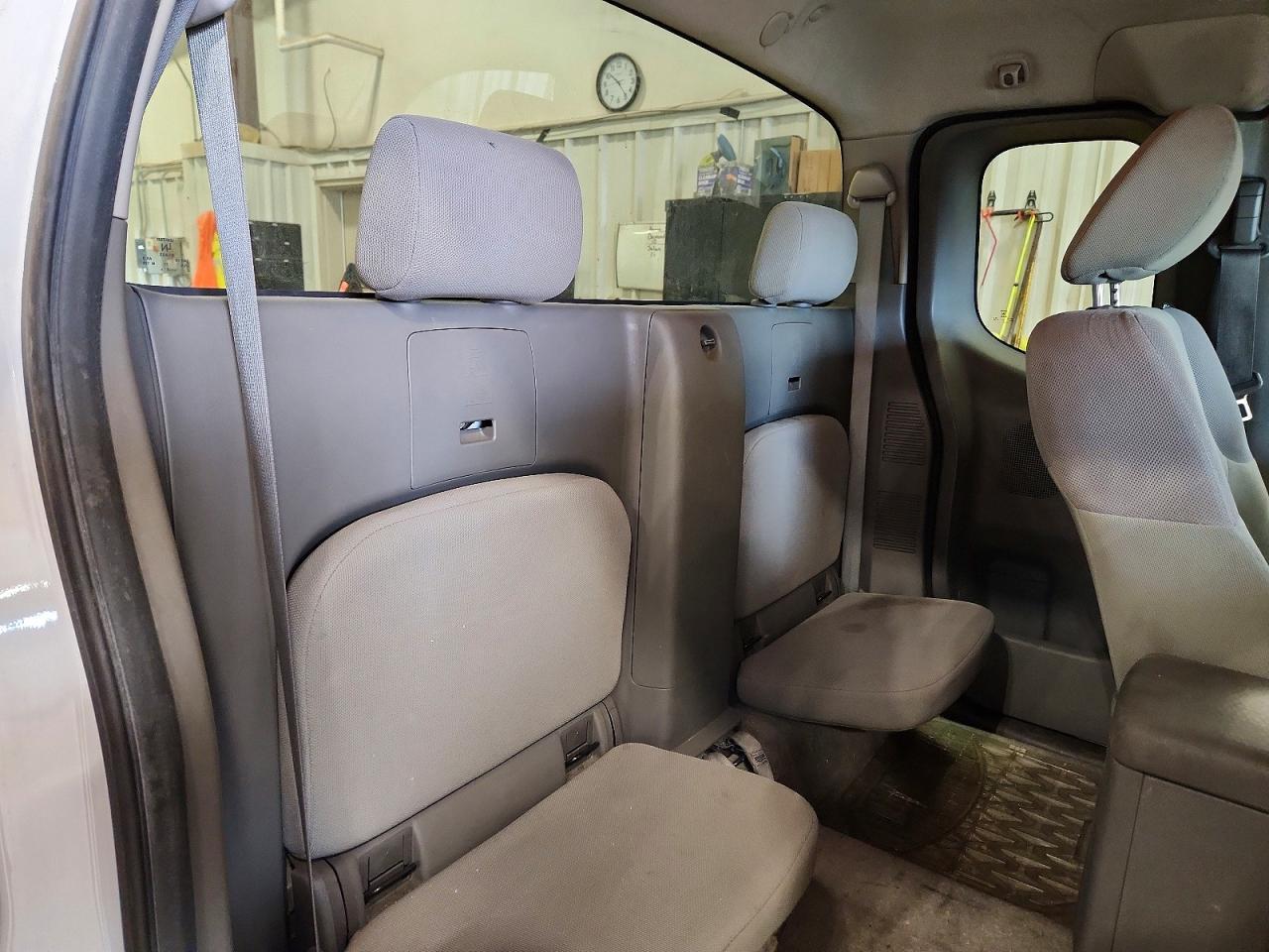 2012 Nissan Frontier S