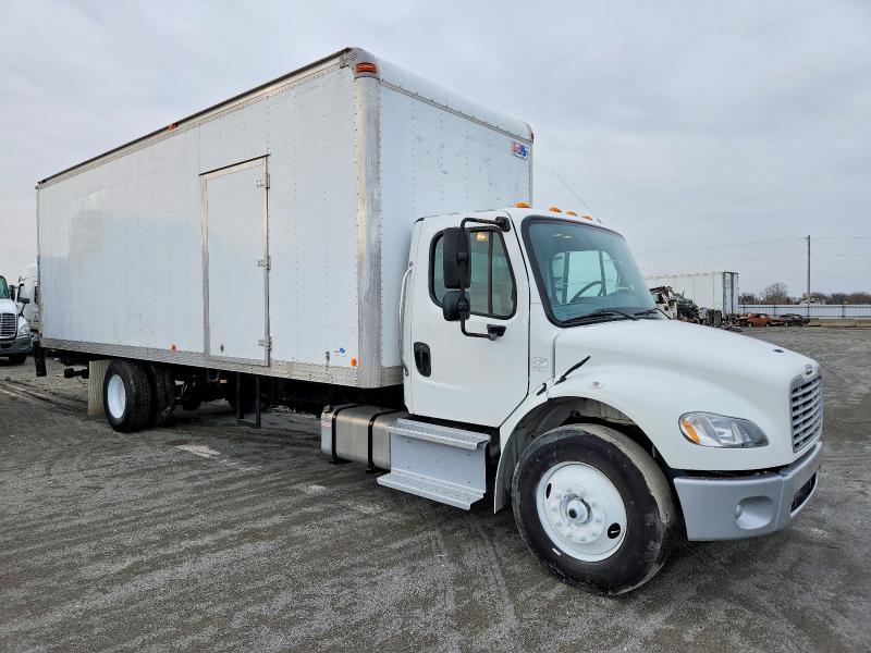 2016 Freightliner Business Class M2 BOX Truck