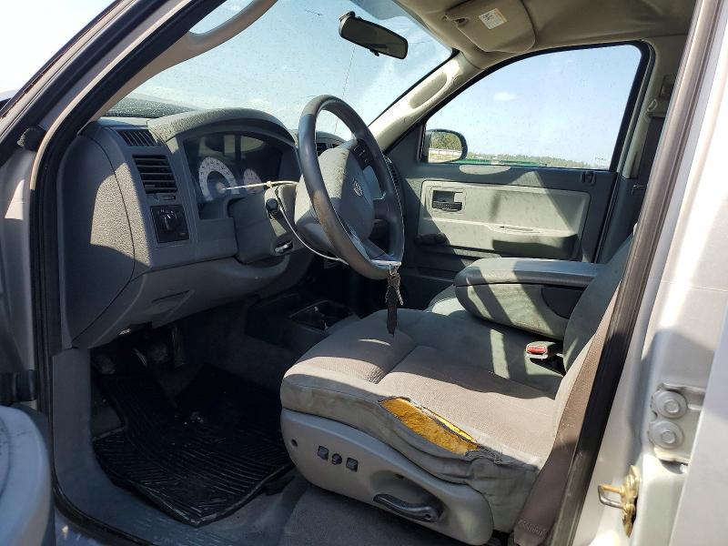 2005 Dodge Dakota Quattro