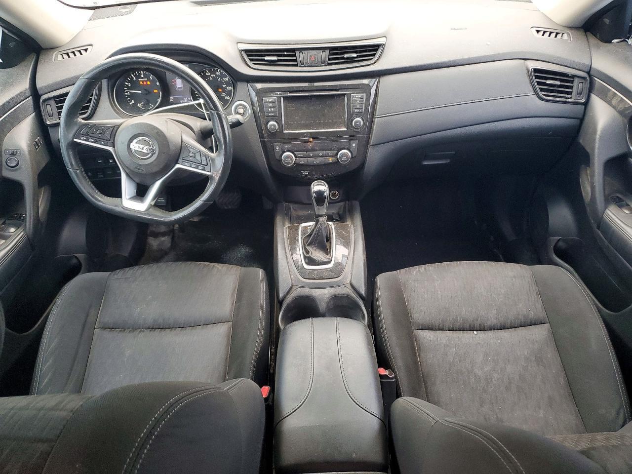 2018 Nissan Rogue sv