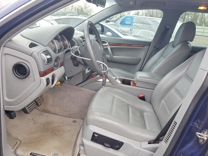 2003 Porsche Cayenne s