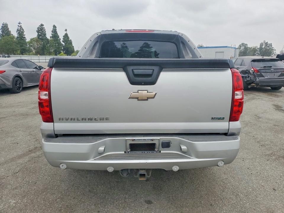 2011 Chevrolet Avalanche LT