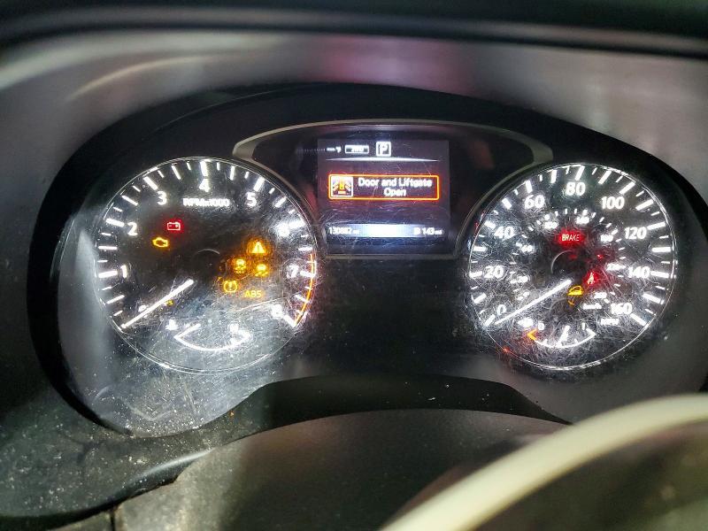 2016 Nissan Pathfinder sv