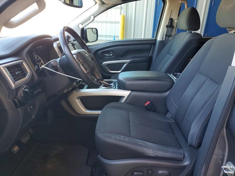 2019 Nissan Titan SV