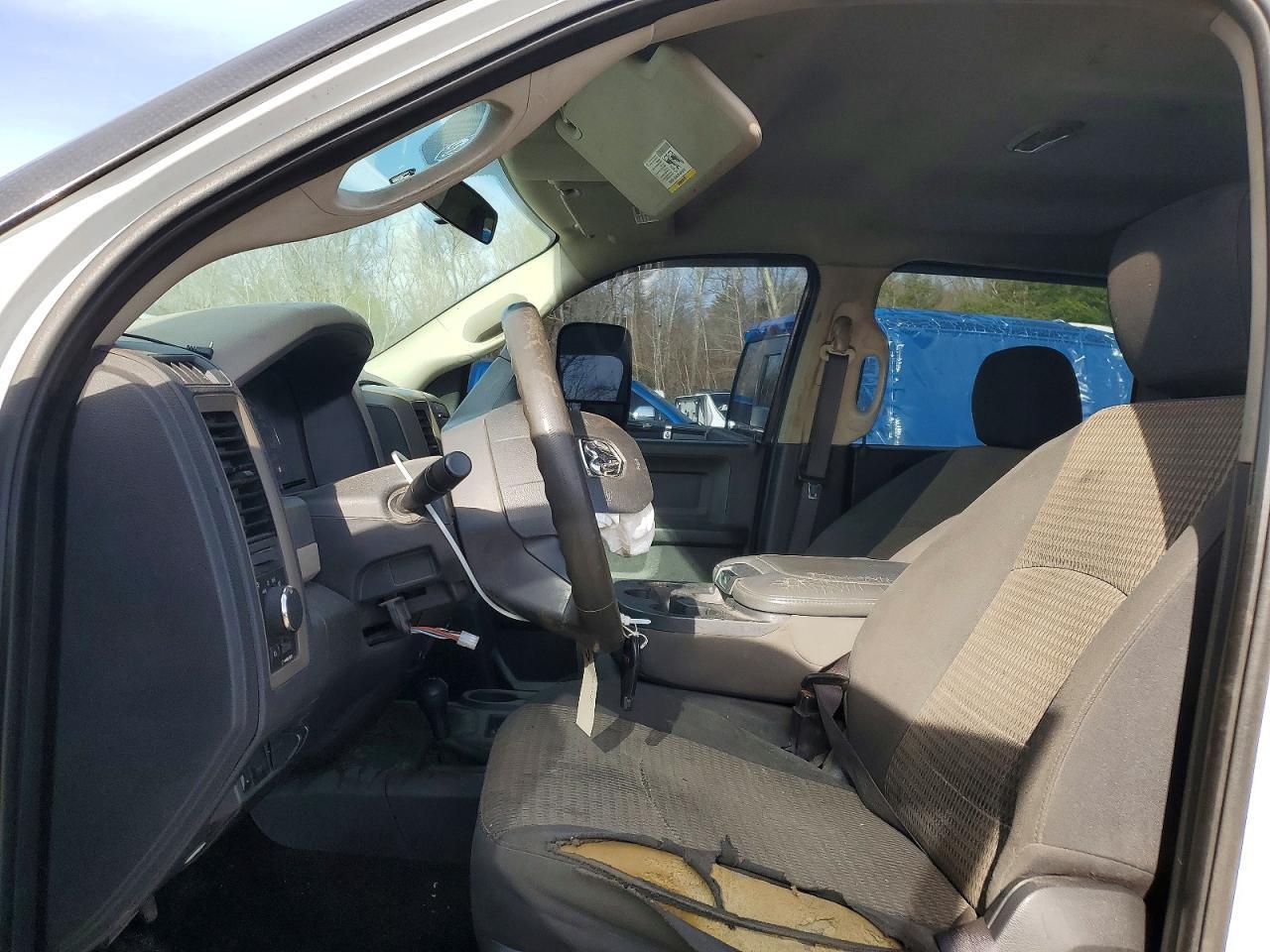 2012 Dodge RAM Chassis Cab Flatbed Truck