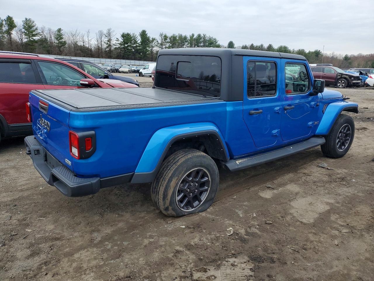 2022 Jeep Gladiator Overland
