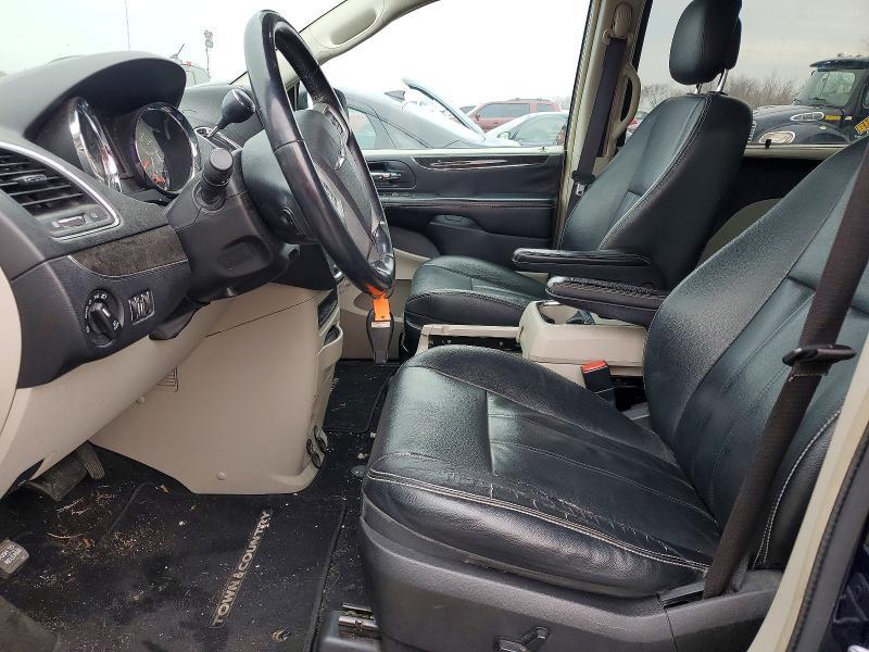 2015 Chrysler Town & Country Touring