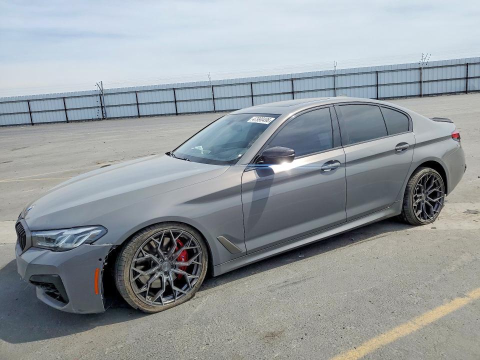2022 BMW M550xi
