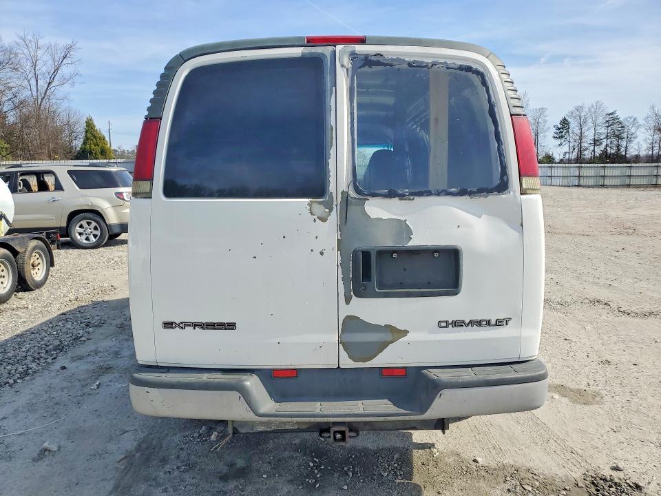 2002 Chev Rolet Express 2500 Cargo Utility / Service Van