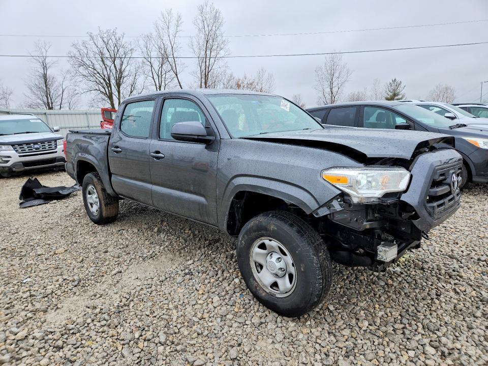 2016 Toyota Tacoma SR V6