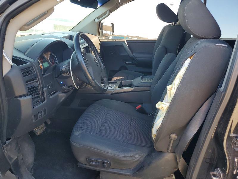 2012 Nissan Titan SV