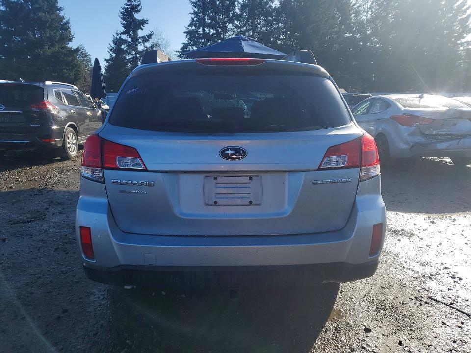 2013 Subaru Outback 2.5i Premium